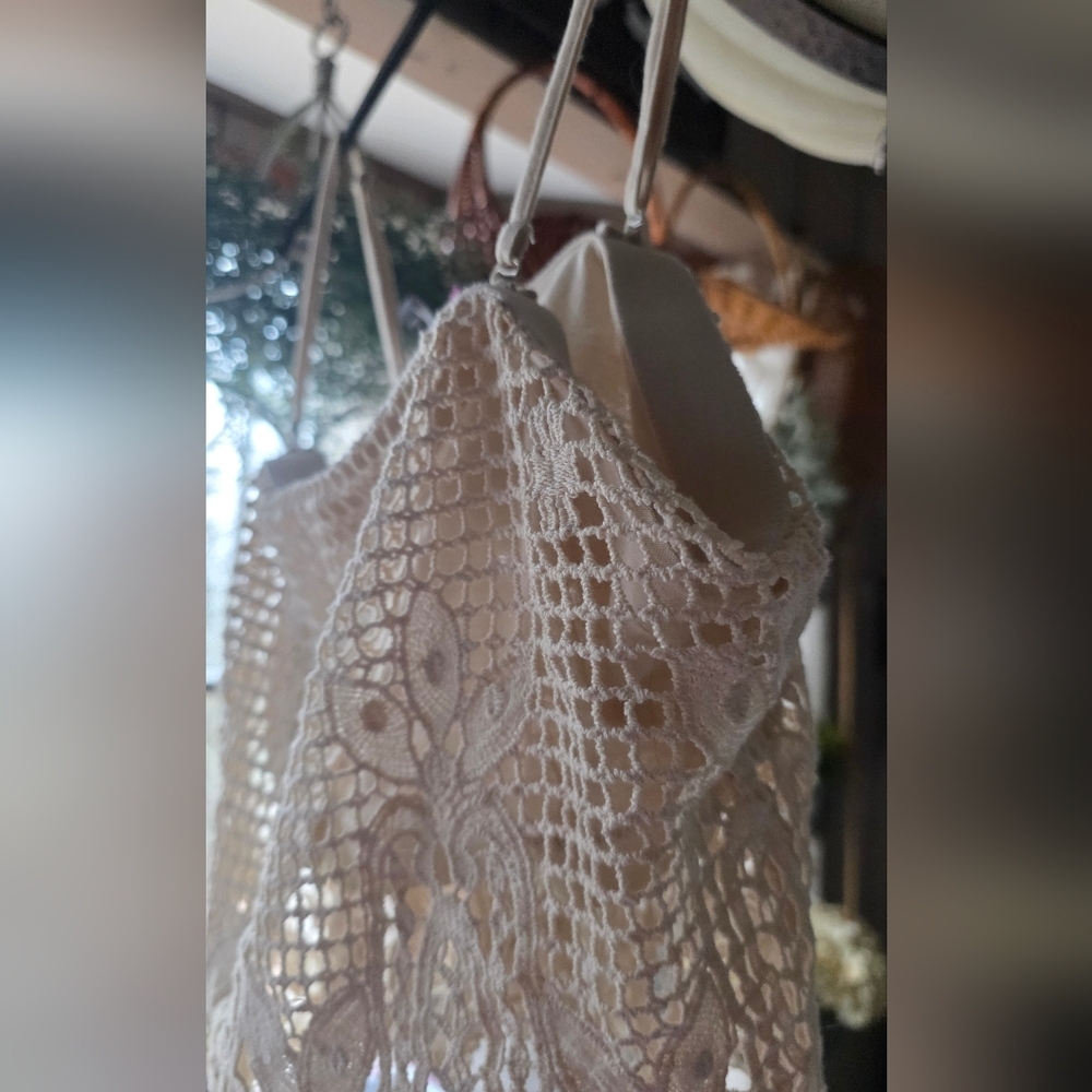 Express Cream Lace Top - Picture 2 of 5